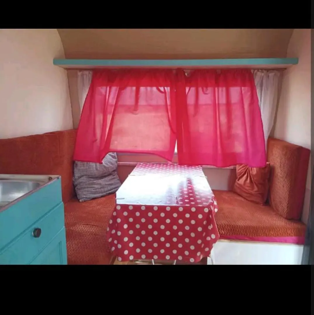 Luxury tent Caravana Acogedora Con Piscina 